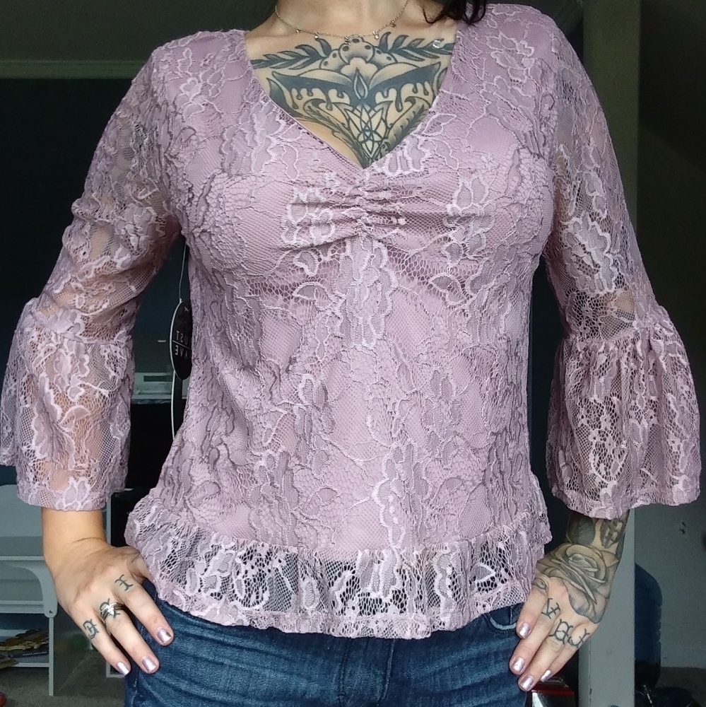 ALMOST FAMOUS Top